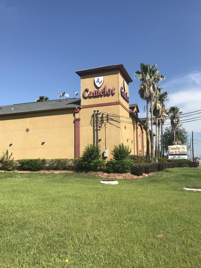 Hotel Camelot And